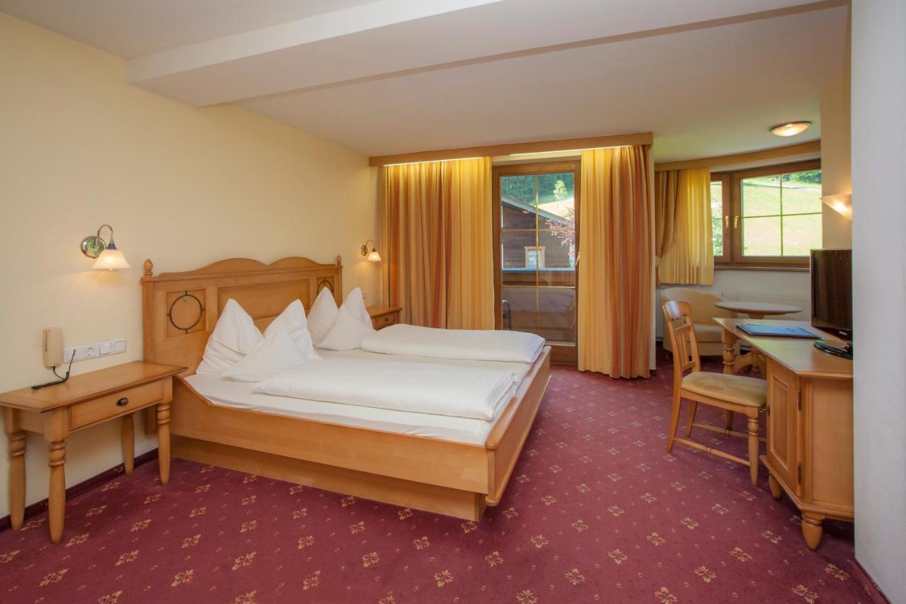 Hotel-Gasthof Zur Schonen Aussicht St. Johann in Tirol Chambre photo